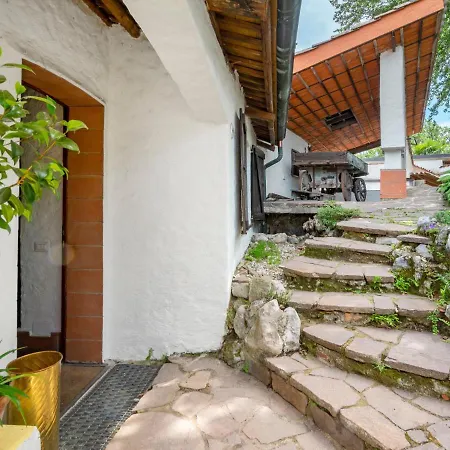 Casa Del Pittore By Interhome Reno Di Leggiuno
